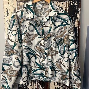 Vintage Nikki Women’s gold tone Button Belt  silky feel Blouse.  Size XL.